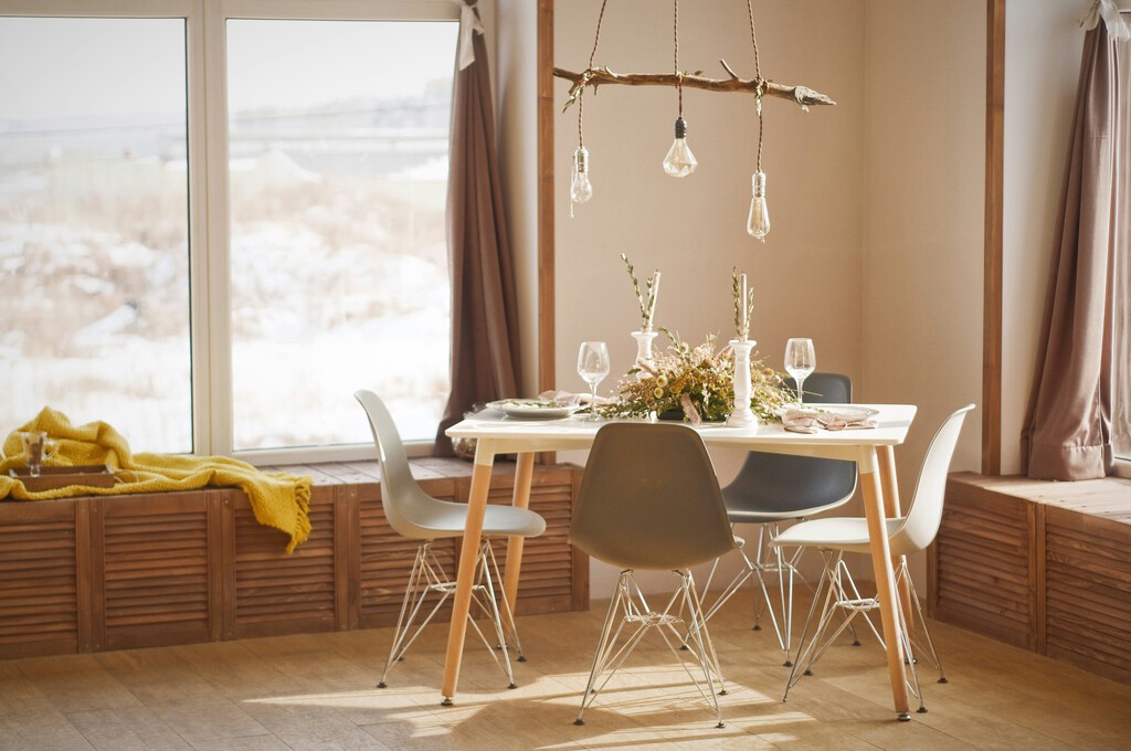 Lidl rebaja el mantel antimanchas de algodón y lino que decora la mesa y se está agotando en sus tiendas de España