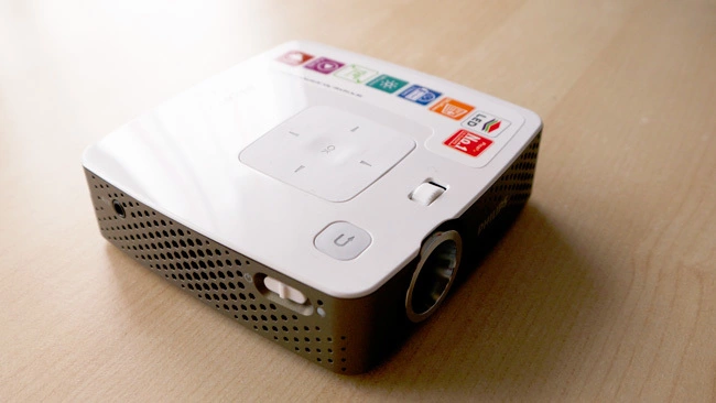 Foto de Philips PicoPix PPX 3410 (2/8)