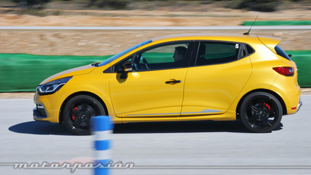 Renault Clio RS 200 EDC con chasis Cup