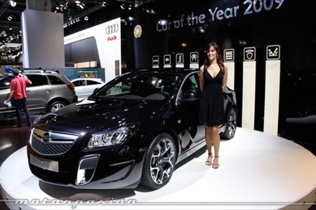 Opel Insignia OPC y un pequeño anticipo del Astra en el Salón de Barcelona 2009