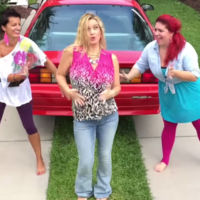 Una pareja anuncia su embarazo versionando a Britney Spears 