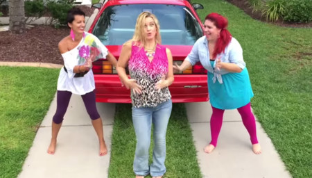Una pareja anuncia su embarazo versionando a Britney Spears