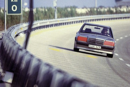 Mercedes Benz 190 E
