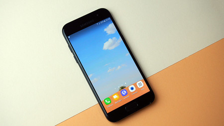 Empieza el despliegue de Android 7.0 Nougat para losSamsung Galaxy A3 2017