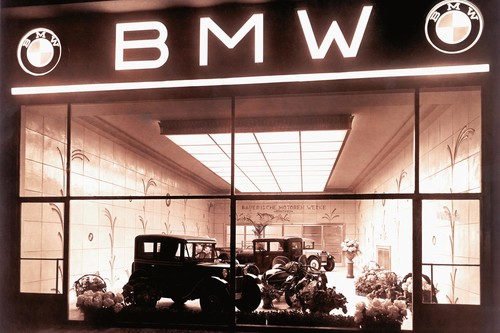BMW cumple 103 años, aquí un breve resumen de su larga historia