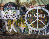 El muro de John Lennon en Praga