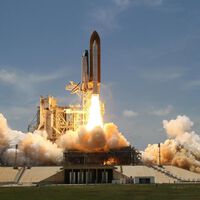 Hay una nueva guerra espacial en ciernes: quién pone más centros de datos en órbita