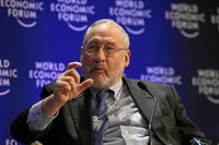 Profesor Stiglitz, no es culpa del euro que sufran los países golpeados por la crisis 