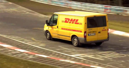 No te imaginas la de vehículos que ruedan en Nürburgring Nordschleife