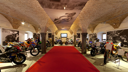 Museo Akrapovic