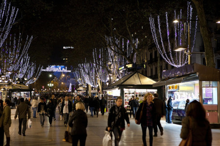 ¿Más luces navideñas, más ventas?