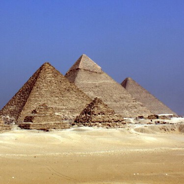 Las pirámides de Egipto tienen un problema: son un destino frustrante para los turistas. Van a cambiarlo