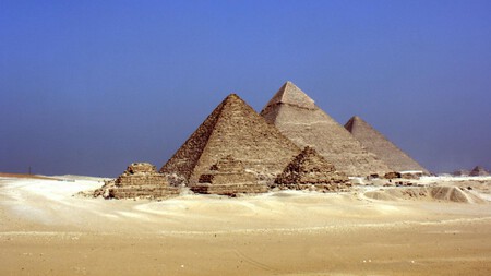 Las pirámides de Egipto tienen un problema: son un destino frustrante para los turistas. Van a cambiarlo