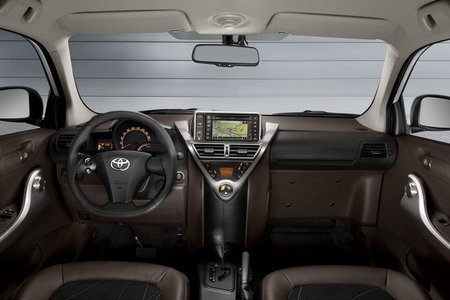 Toyota IQ interior