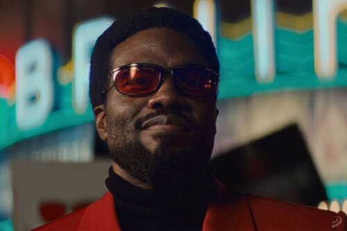 Lo único que he entendido de la nueva serie de Marvel es que Wonder Man es el superhéroe que llamas cuando dejas a tu pareja o tienes que pintar tu piso