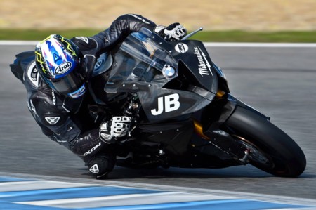 El Milwaukee BMW también se pone manos a la obra con Josh Brookes y Karel Abraham