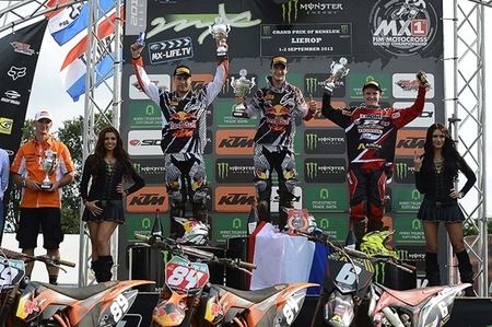 podium mx2 lierop