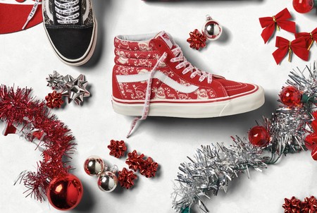 Dos leyendas en la colección cápsula de Vans x Navidad