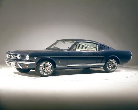 Historia del Mustang