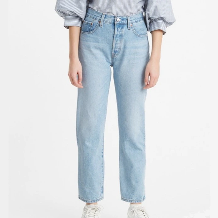 Levi's Vaquero de mujer 501® Crop recto lavado claro