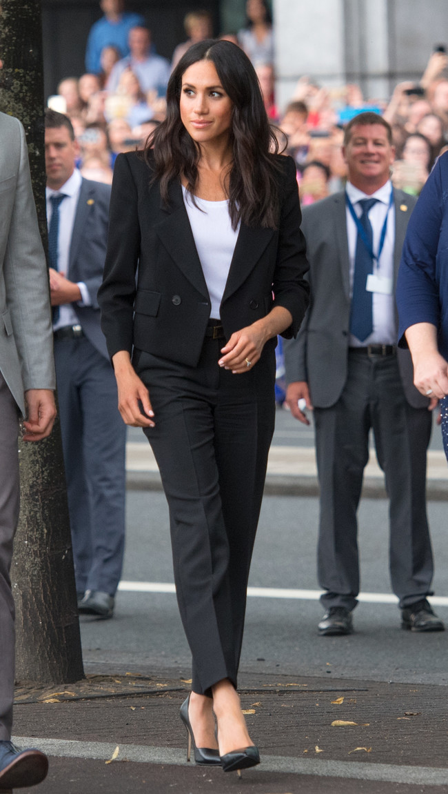 meghan markle look estilismo outfit