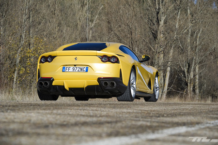 Ferrari 812 Superfast Motorpasion Prueba