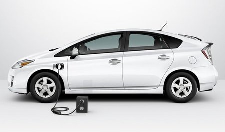 Primer Máster en Ingeniería de vehículos híbridos y eléctricos del INSIA (UPM)