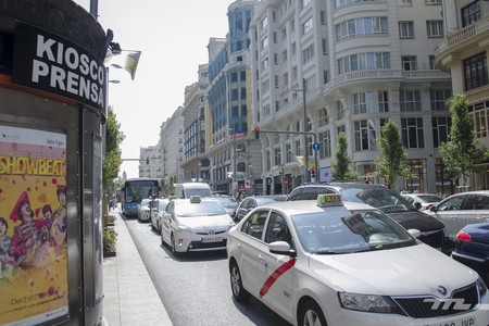 El taxi se declara a favor de Madrid Central y el PSOE lleva a los tribunales su desmantelamiento