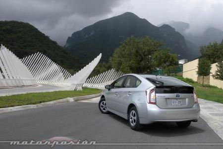 toyota_prius_2.jpg