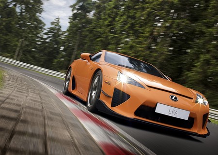 Disfruta: así es la gloriosa melodía del Lexus LFA Nürburgring exprimiendo su motor 4.8 V10 en banco de potencia