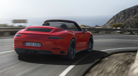 Porsche 911 Carrera 4 GTS Cabrio 2017