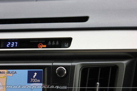 Toyota RAV4 2013 - LDW, avisador de cambio de carril involuntario