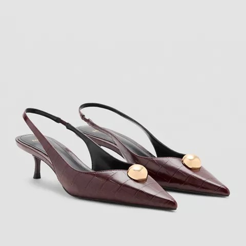 Zapato tacón abalorio metálico
