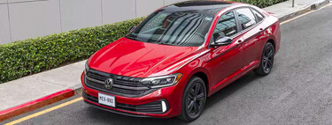 El Volkswagen Jetta 2024 ya tiene precio en México: así queda la gama del sedán más famoso de VW