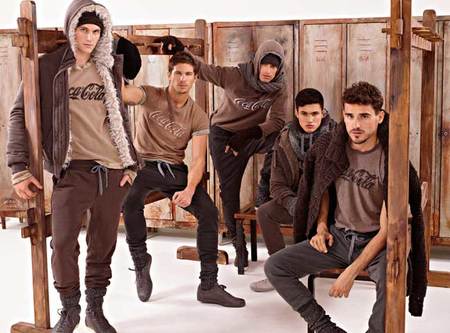 Échale un ojo a lo nuevo de Dolce & Gabbana Gym y apuesta por entrenar con estilo