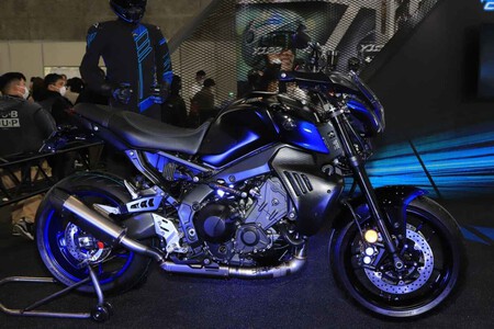 Yamaha Mt 09 Cyber Rally 001
