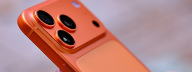 Apple ya sabe cómo enfrentar la guerra del zoom con Samsung y compañía. Se llama "teleconvertidor" y lo quieren para el iPhone 18 Pro