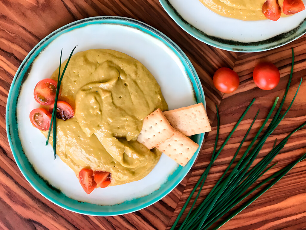 Salmorejo de aguacate: receta fácil, sencilla y deliciosa con vídeo incluido