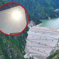 China está construyendo la presa más alta del mundo y necesita 27 espejos gigantes para poder terminarla