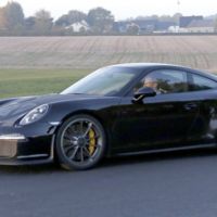 Porsche prepara un par de lanzamientos para Ginebra, ¿adivinas cuáles son?
