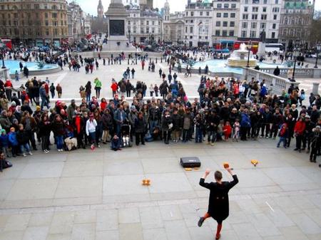 Artistas callejeros en Trafalgar Square