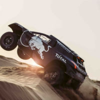 Peugeot 2008 DKR, más grande y poderoso para el 2016