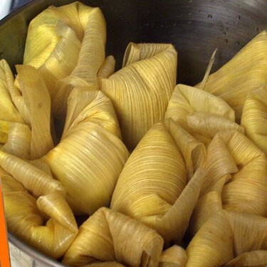 Cómo hacer tamales de cajeta esponjaditos y deliciosos, con la receta y consejos de la Chef Paulina Abascal