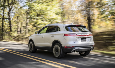 Lincoln quiere entrar al segmento de los crossover coupé y su contendiente deberá estár listo en 2022