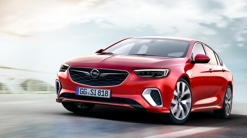 33 años después del Kadett GSi llega el Opel Insignia GSi: 260 CV más rápidos que el OPC en Nürburgring