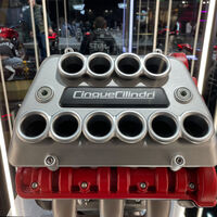 MV Agusta le acaba de dar un giro de 180 grados a los motores de motos: Han inventado un V5 nunca antes visto