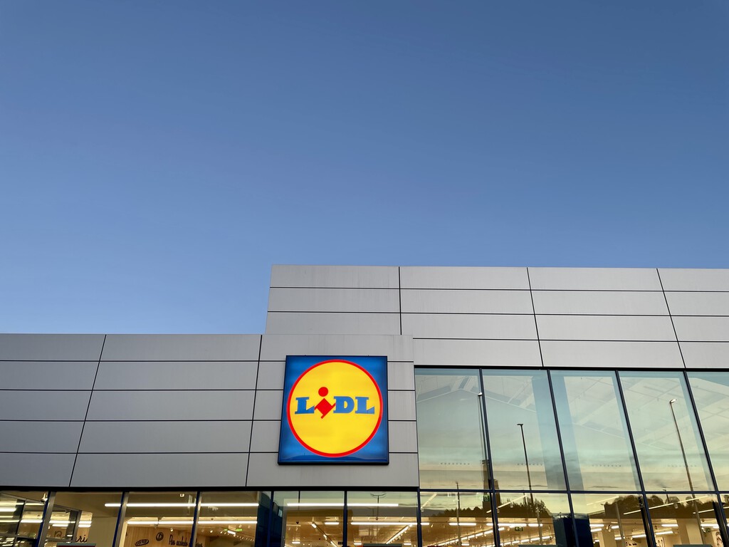 Lidl tiene un calefactor para calentar tu casa y ahorrar en la factura: potente, con temporizador y por menos de 50 euros