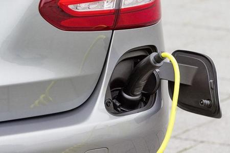 Mercedes Benz C 350 Plug In Hybryd 04