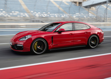 El Porsche Panamera GTS 2019 es el balance perfecto entre distinción, velocidad y lujo
