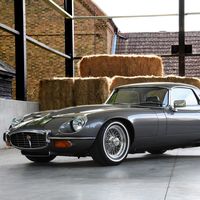 Este precioso Jaguar E-Type restomod de 1974 es ahora más fiable, seguro y cómodo